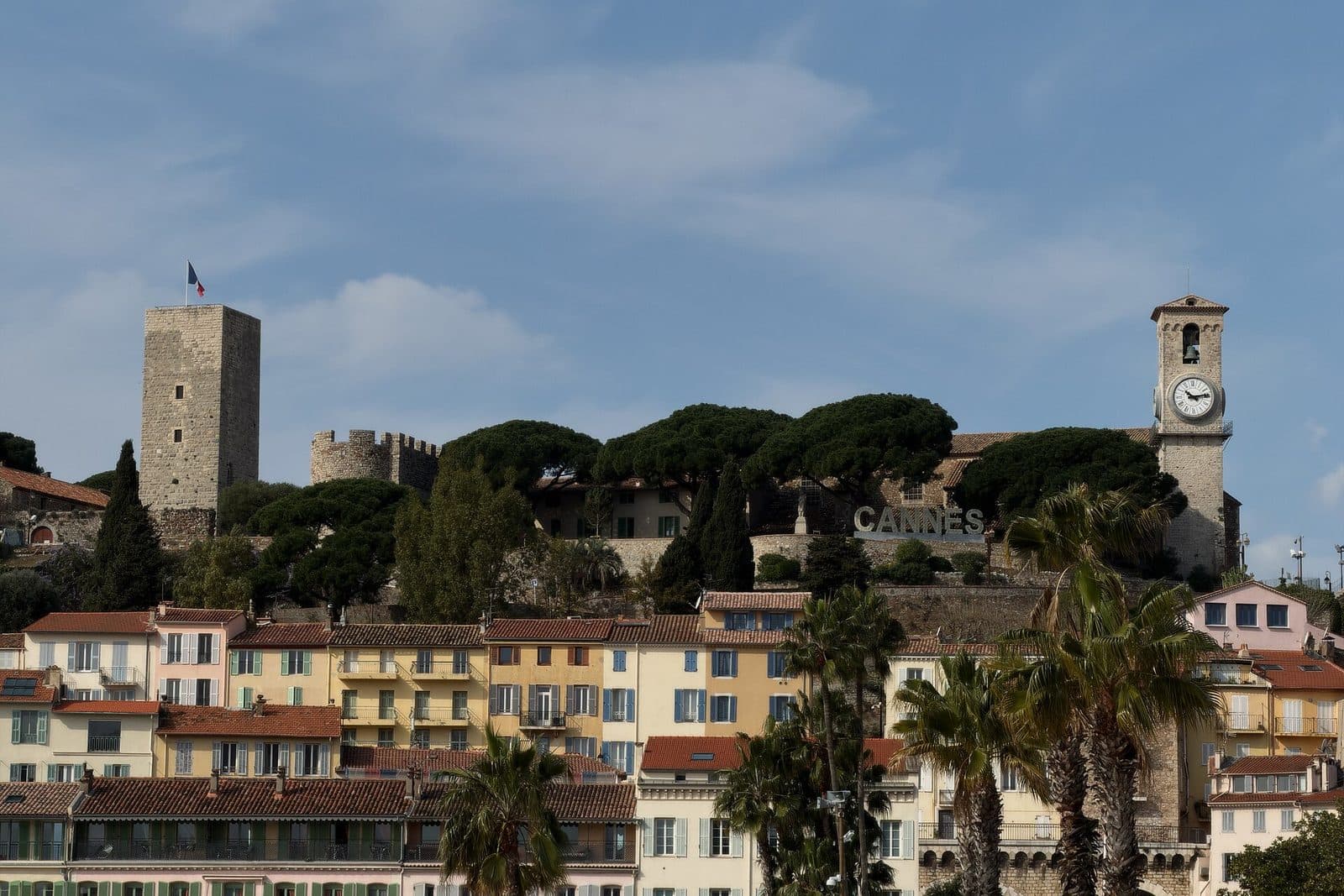Portada de Cannes, tres veces inventada: monjes, un lord y un festival